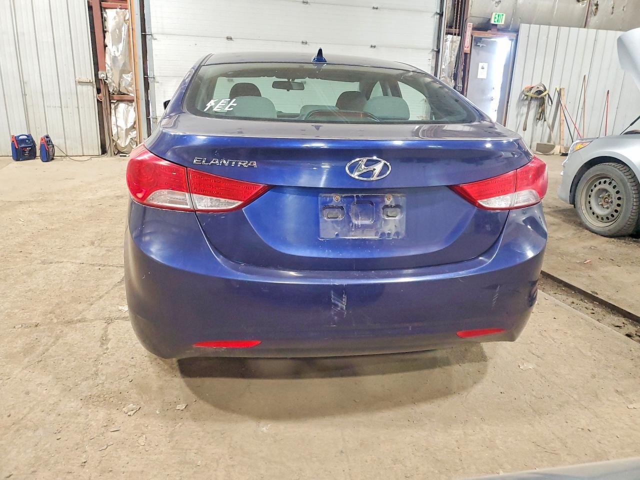 2012 HYUNDAI ELANTRA