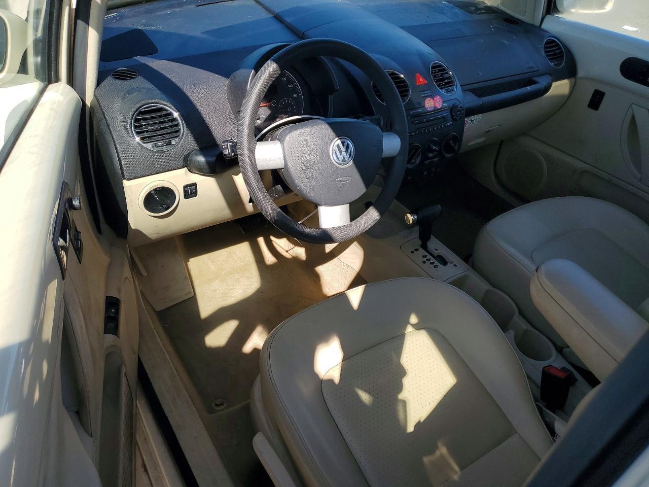 2006 VOLKSWAGEN Beetle