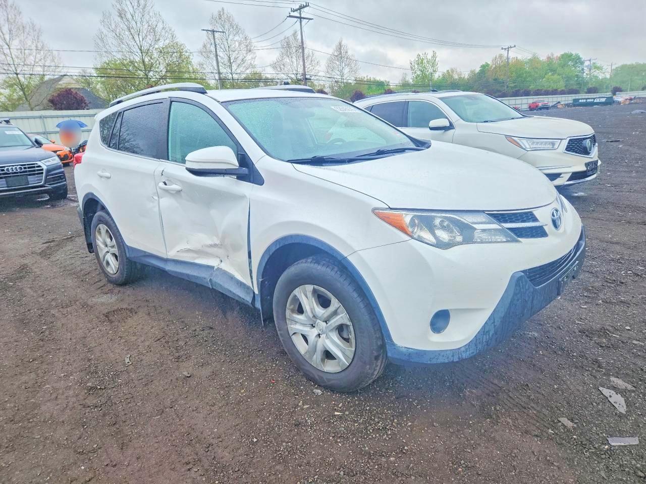 2015 TOYOTA RAV4