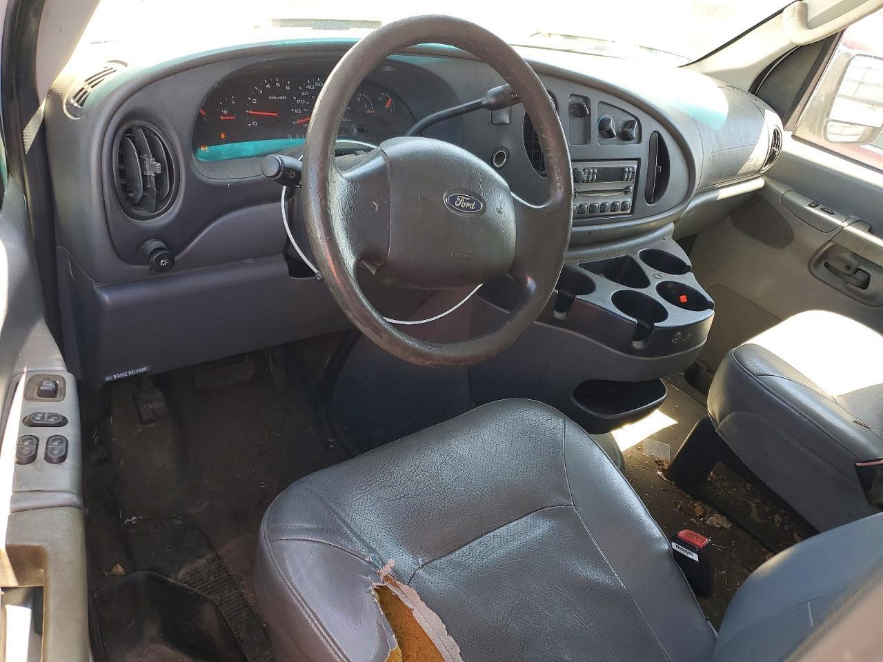 2006 FORD ECONOLINE