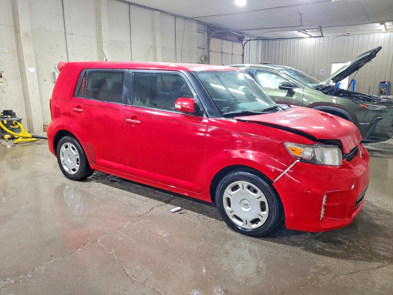 2013 SCION xB