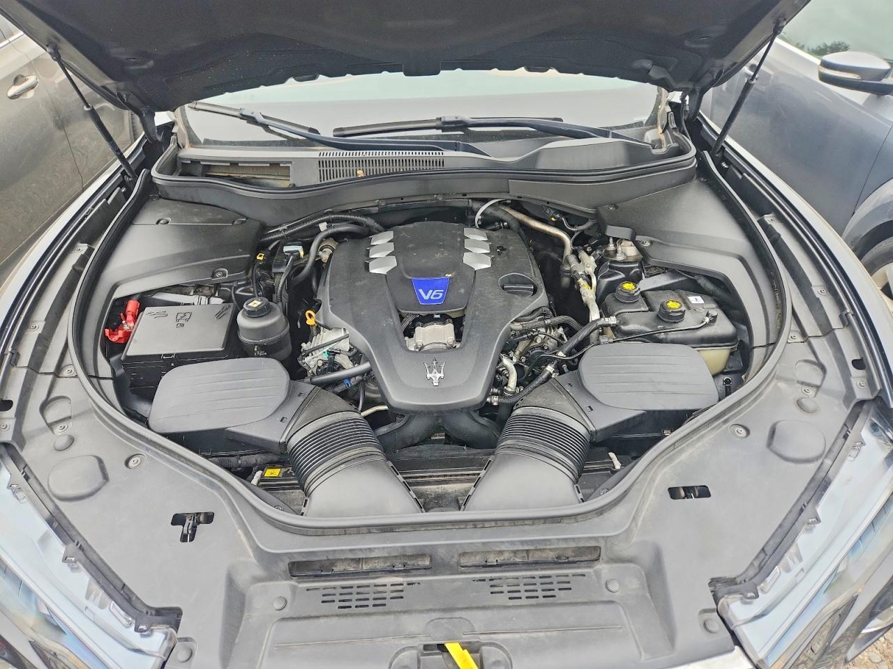 2017 MASERATI Levante