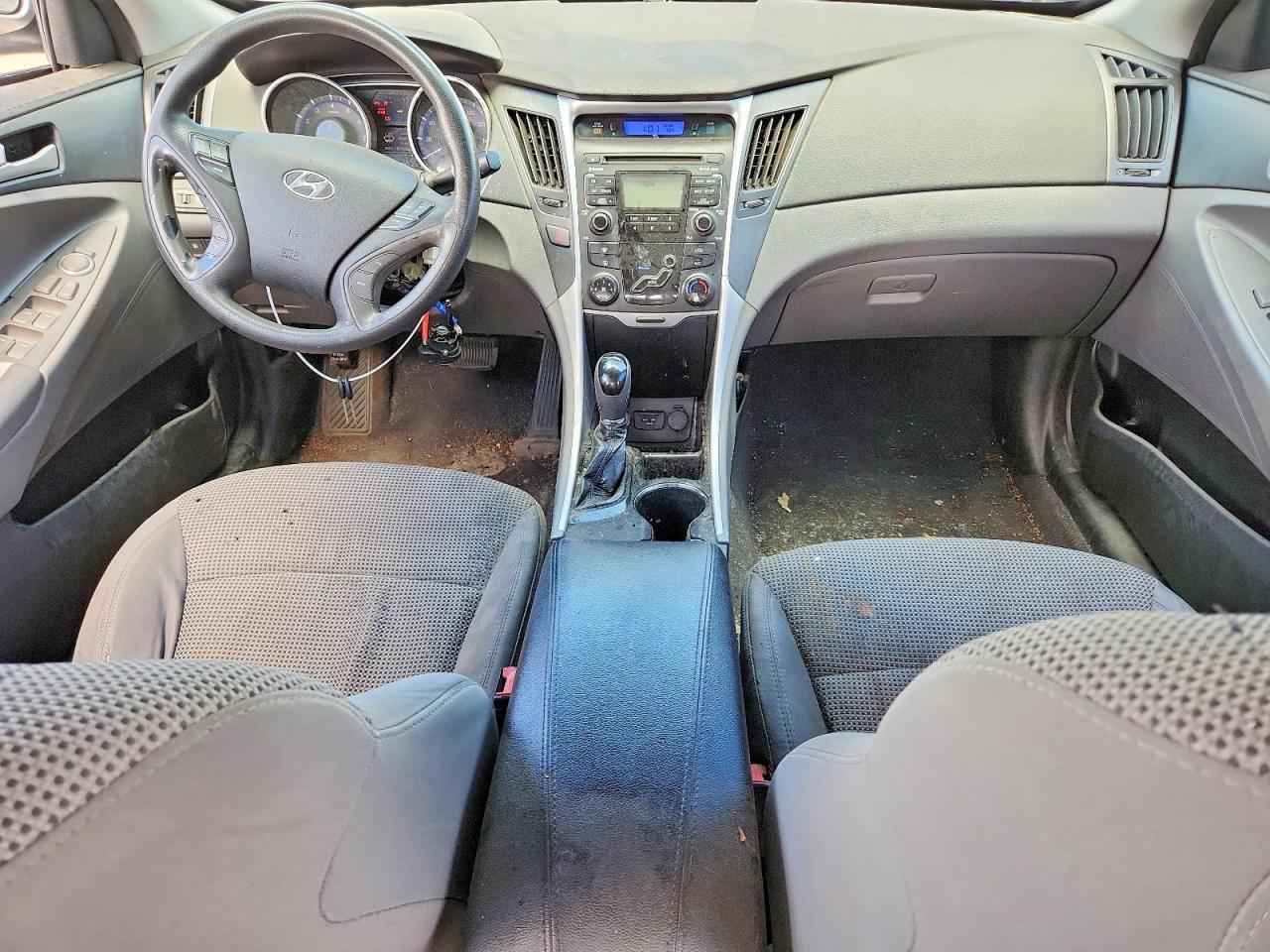 2011 HYUNDAI SONATA