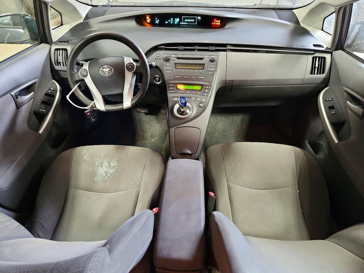 2010 TOYOTA PRIUS