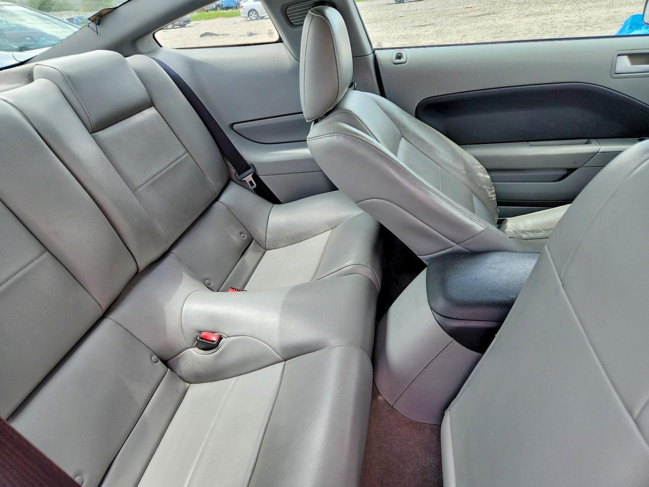 2005 FORD MUSTANG