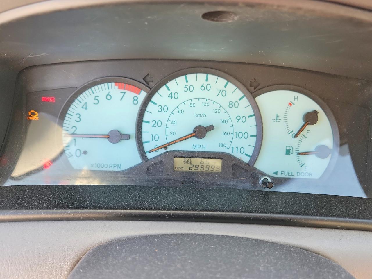 2004 TOYOTA COROLLA