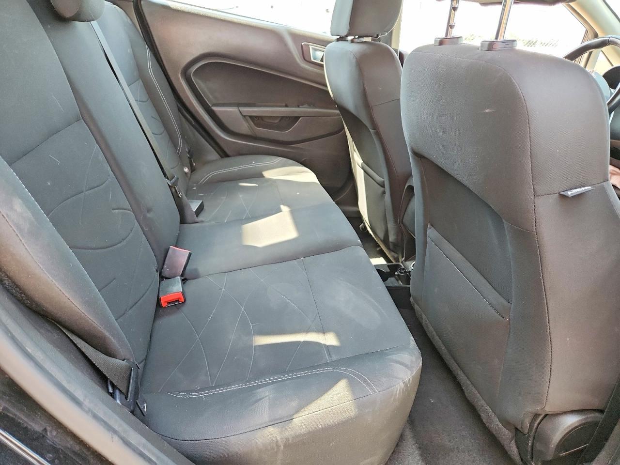 2015 FORD Fiesta