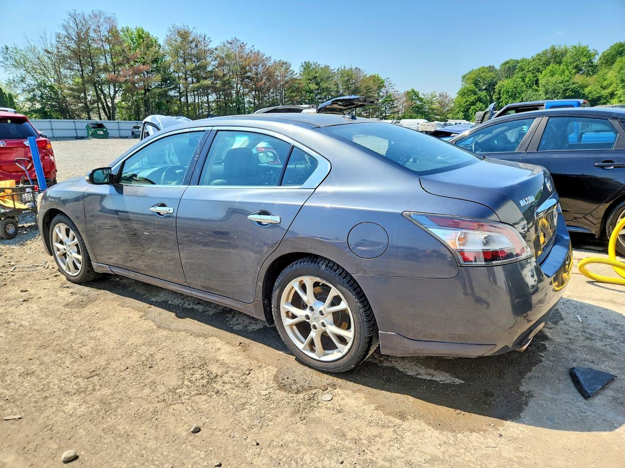 2012 NISSAN Maxima