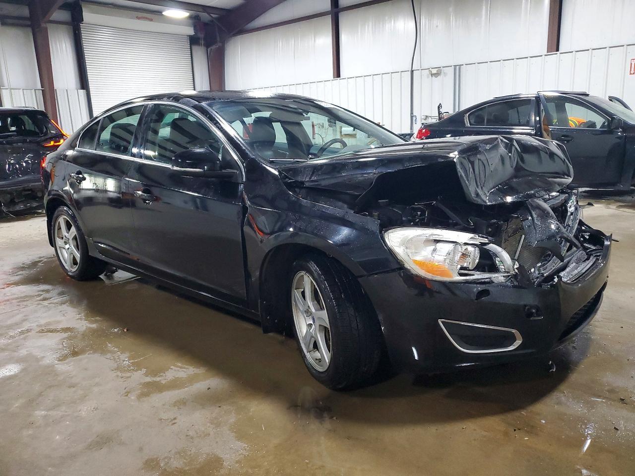 2013 VOLVO S60