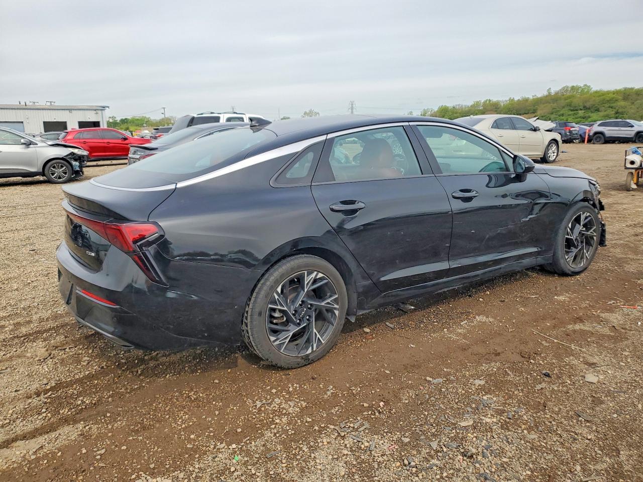 2025 KIA K5