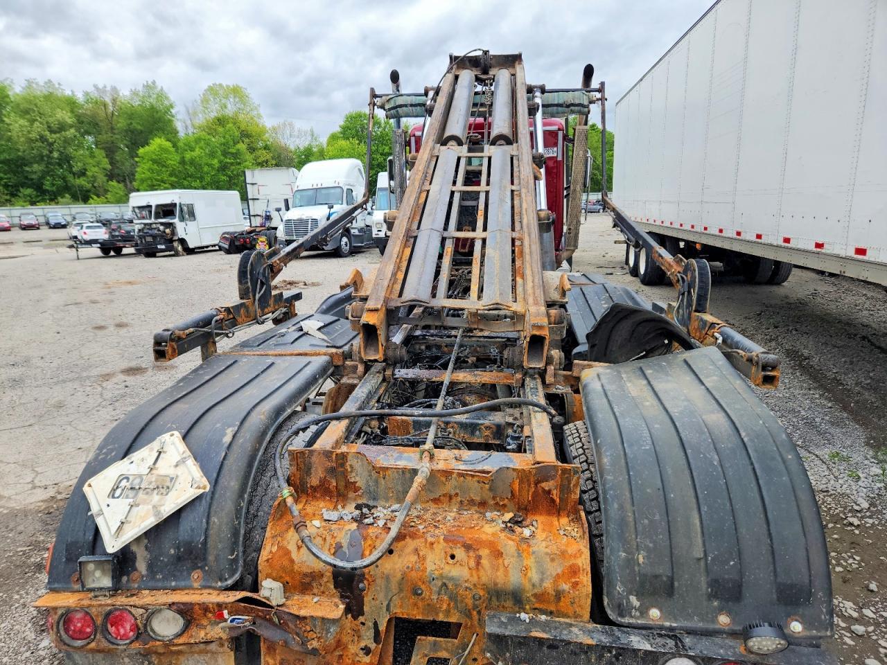 2019 PETERBILT 567