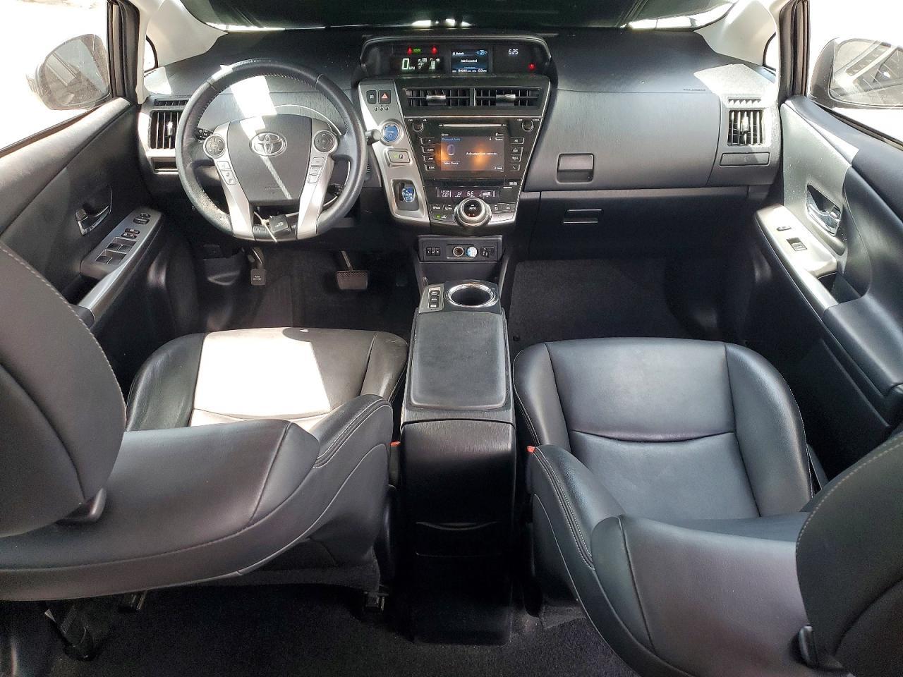 2015 TOYOTA PRIUS V
