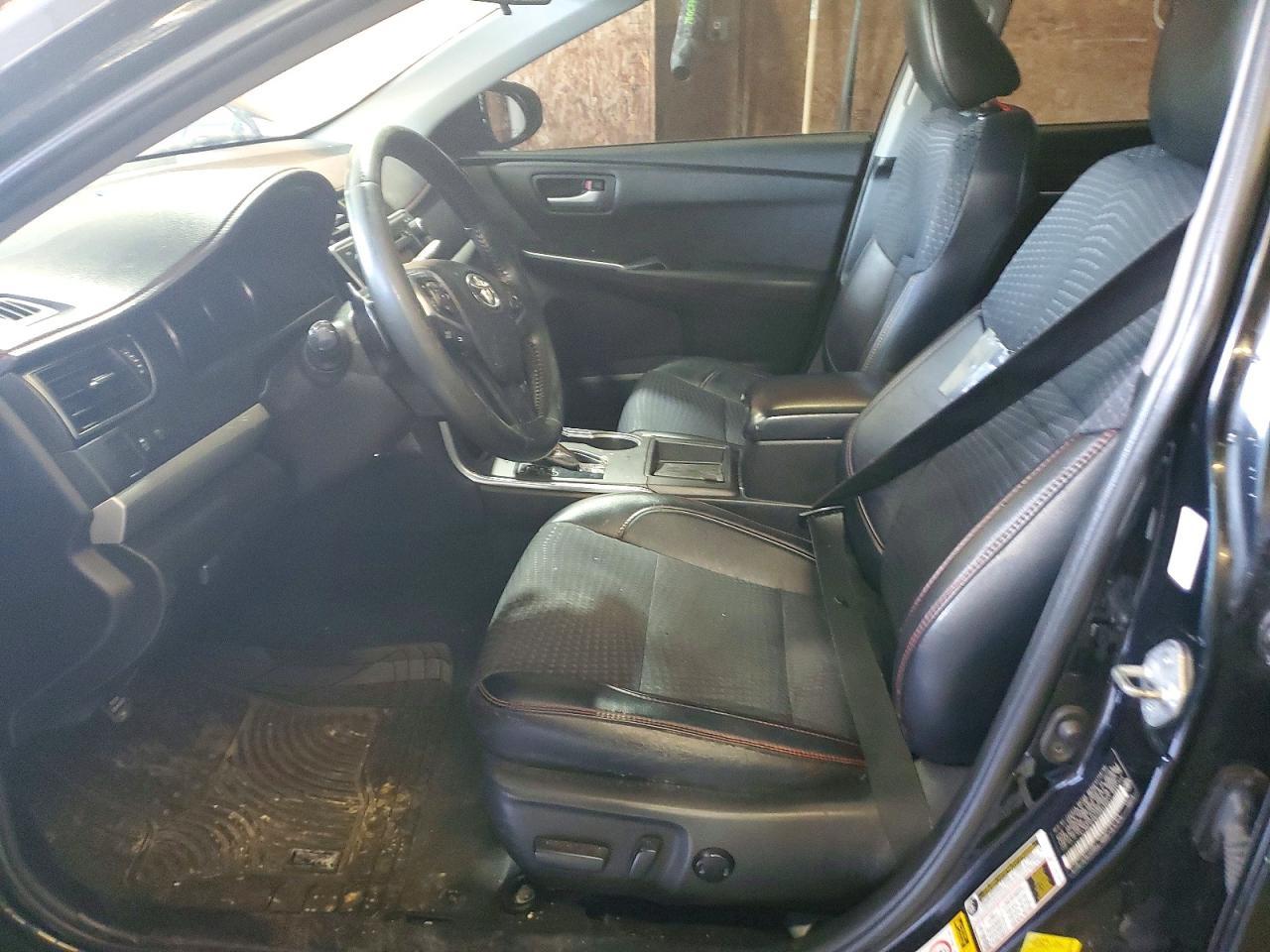 2015 TOYOTA CAMRY