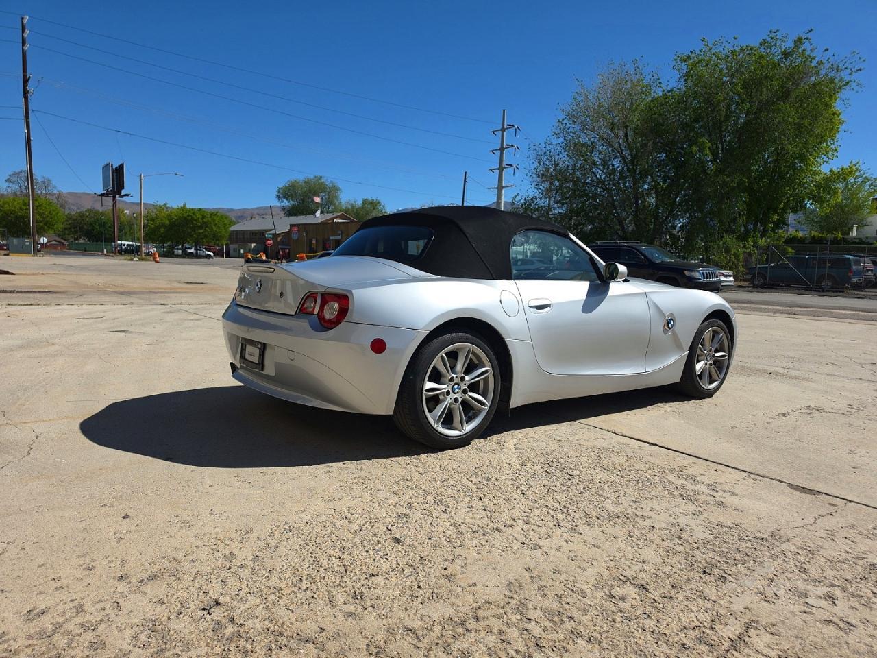 2005 BMW Z4