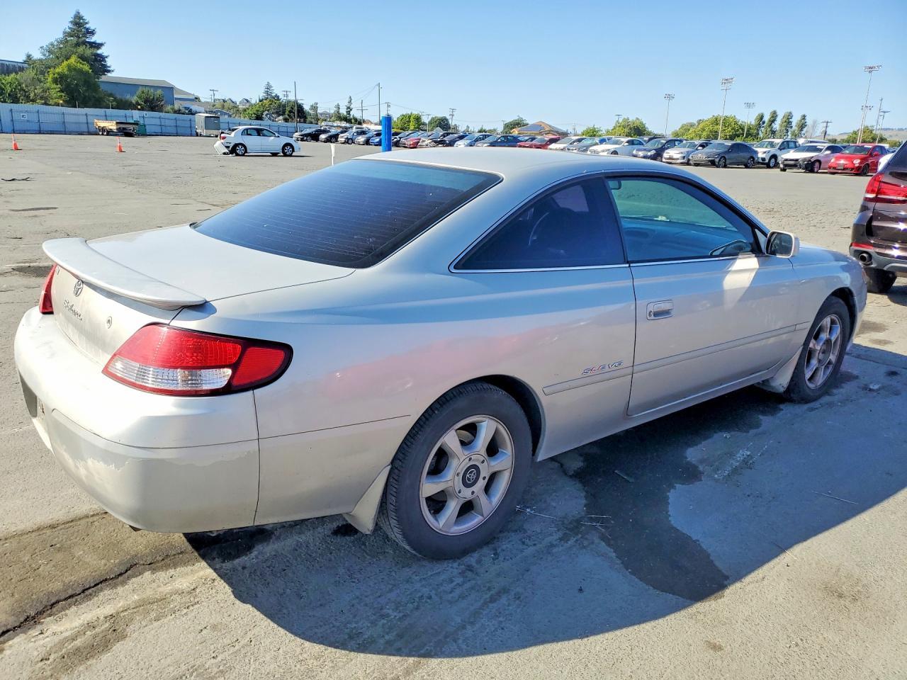 2000 TOYOTA CAMRY