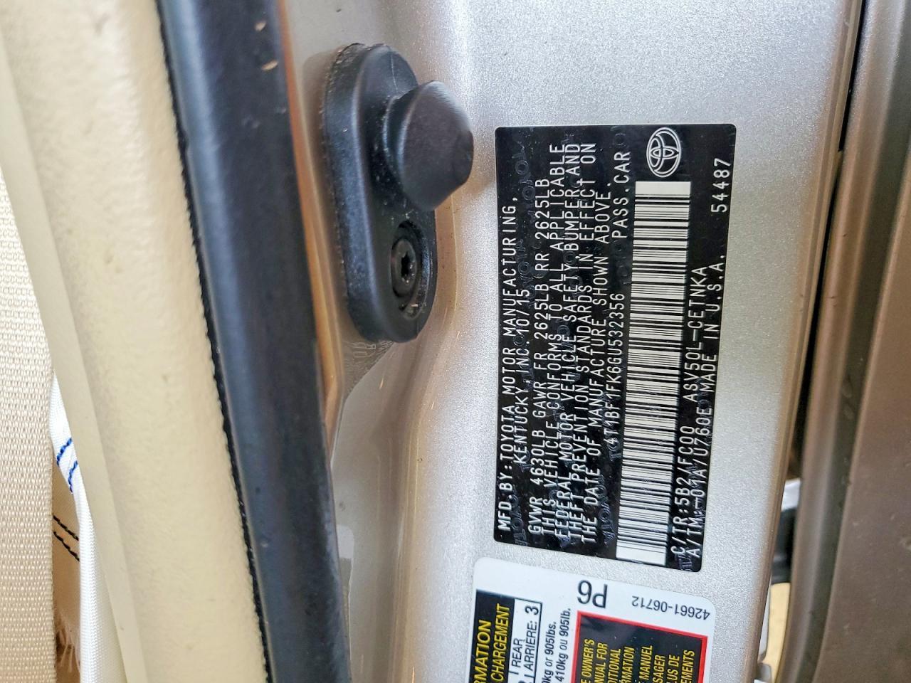 2016 TOYOTA CAMRY