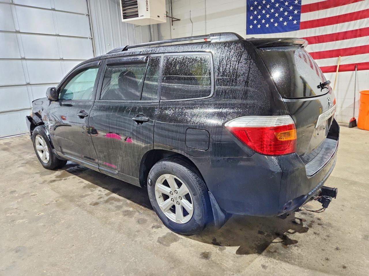 2010 TOYOTA HIGHLANDER