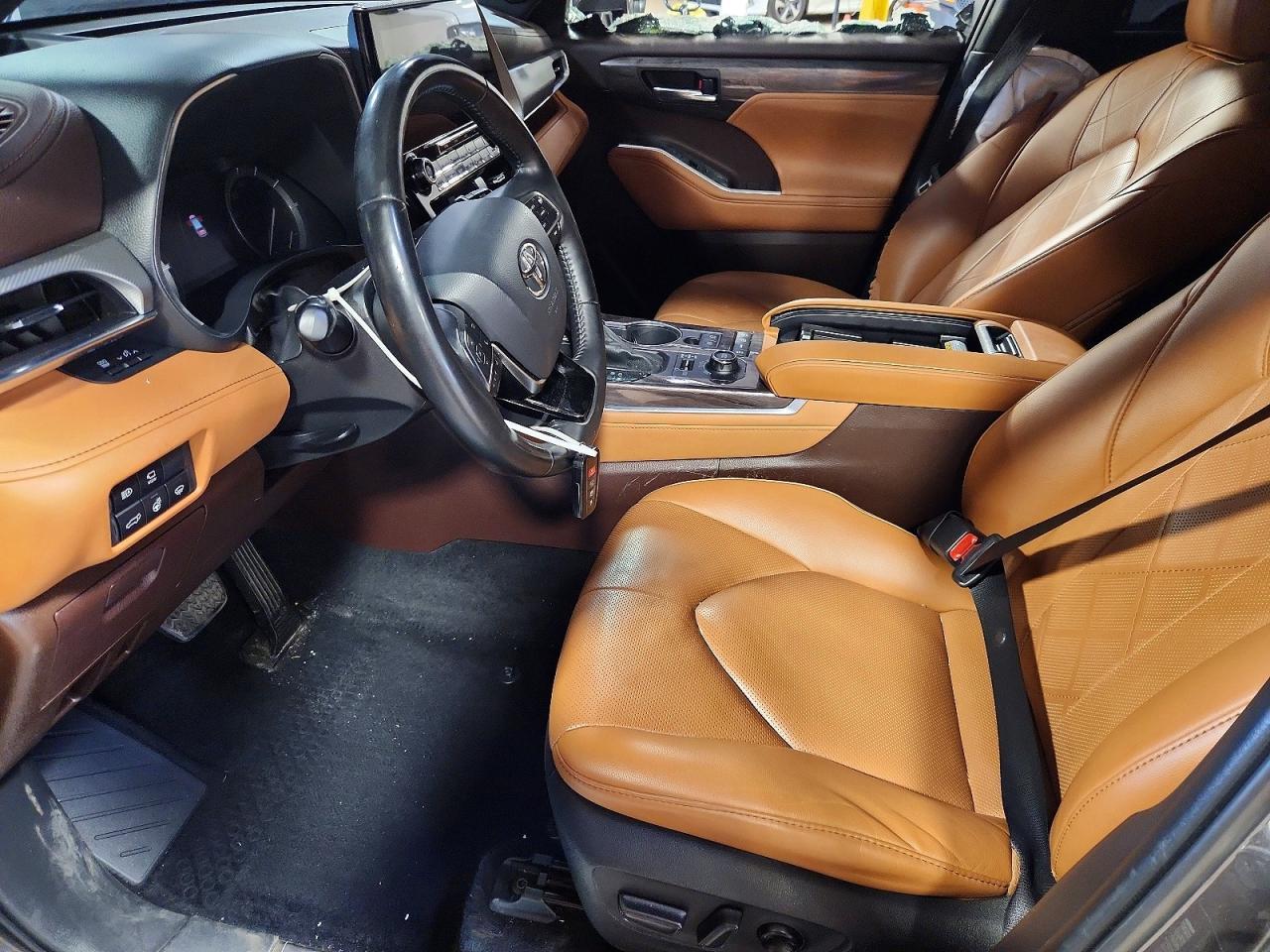2021 TOYOTA HIGHLANDER