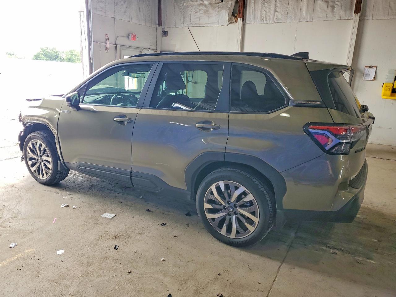 2025 SUBARU FORESTER
