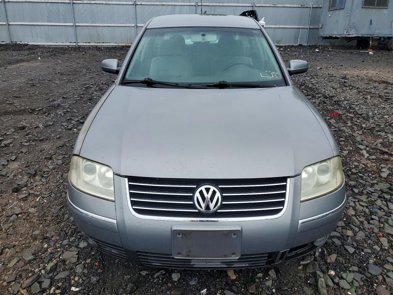 2002 VOLKSWAGEN Passat