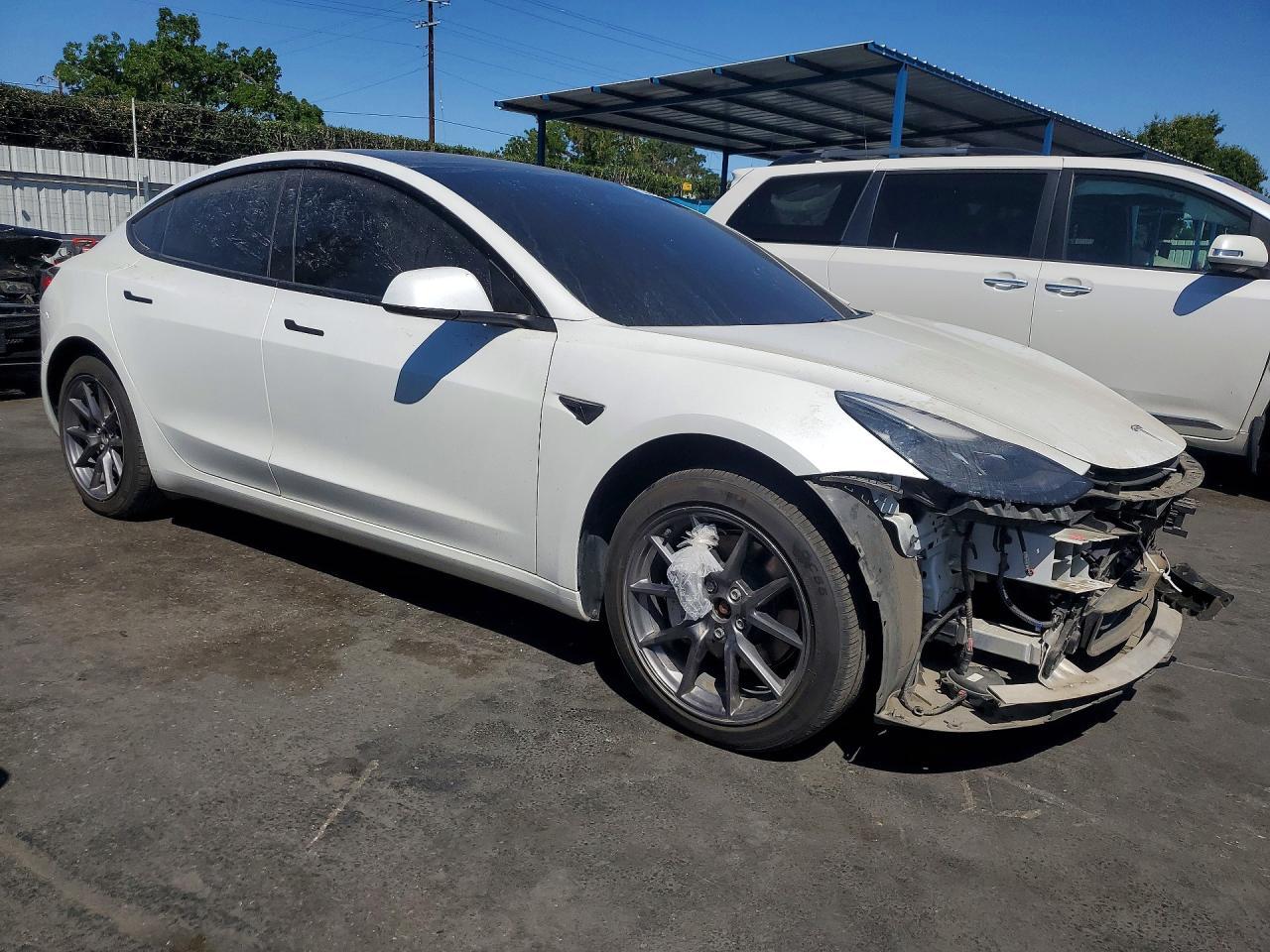 2021 TESLA MODEL 3
