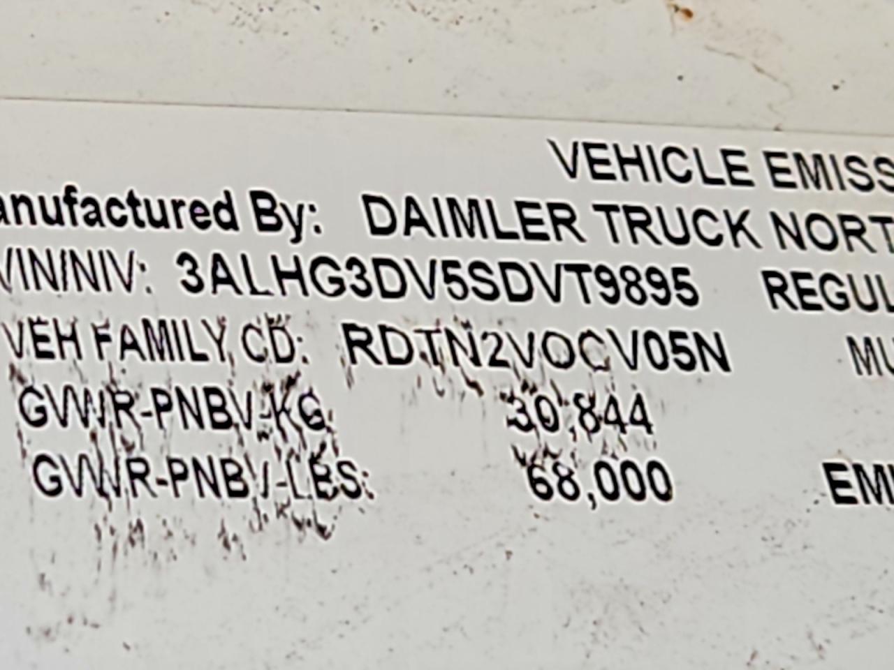 2025 FREIGHTLINER 114SD
