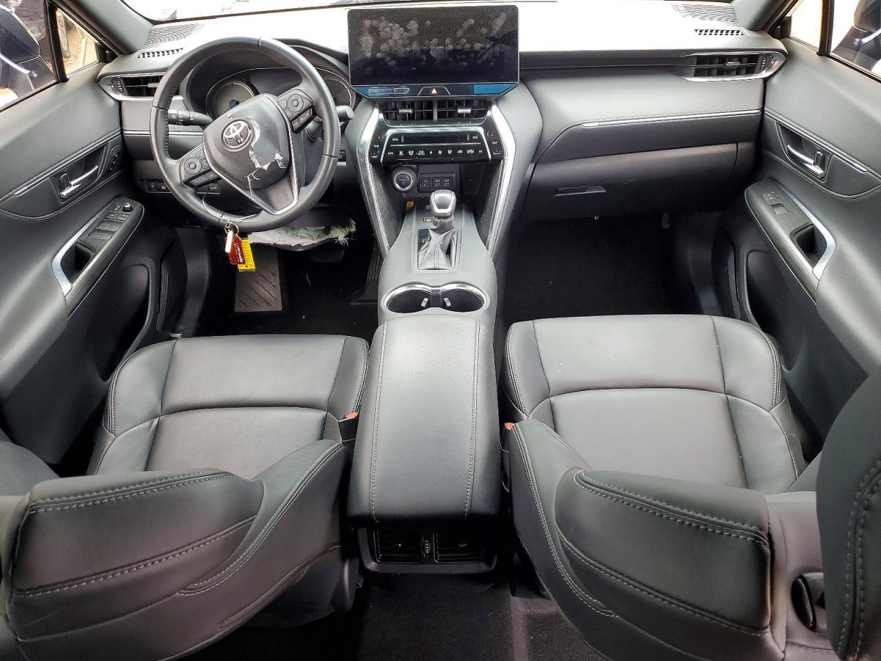 2024 TOYOTA VENZA