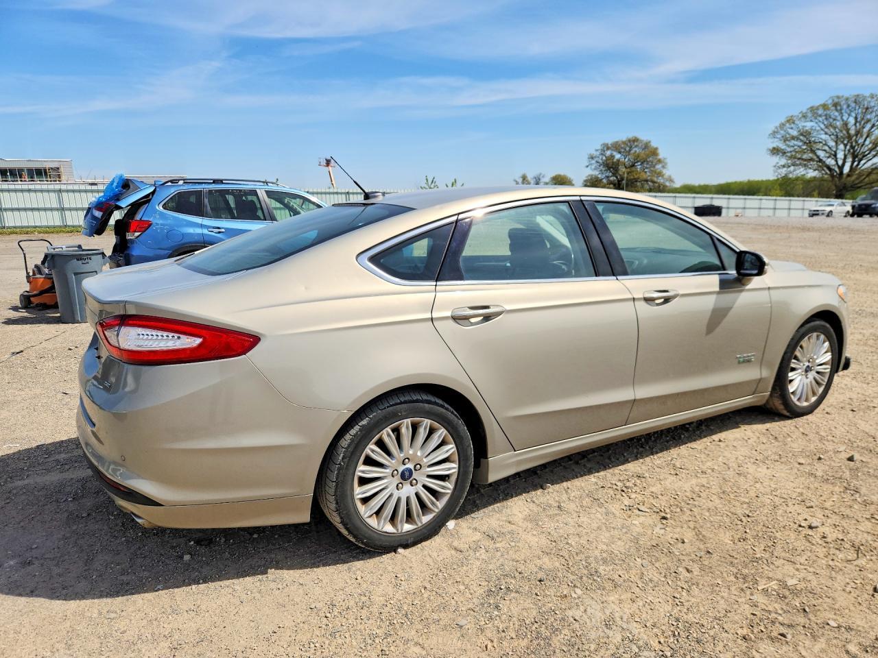 2015 FORD FUSION