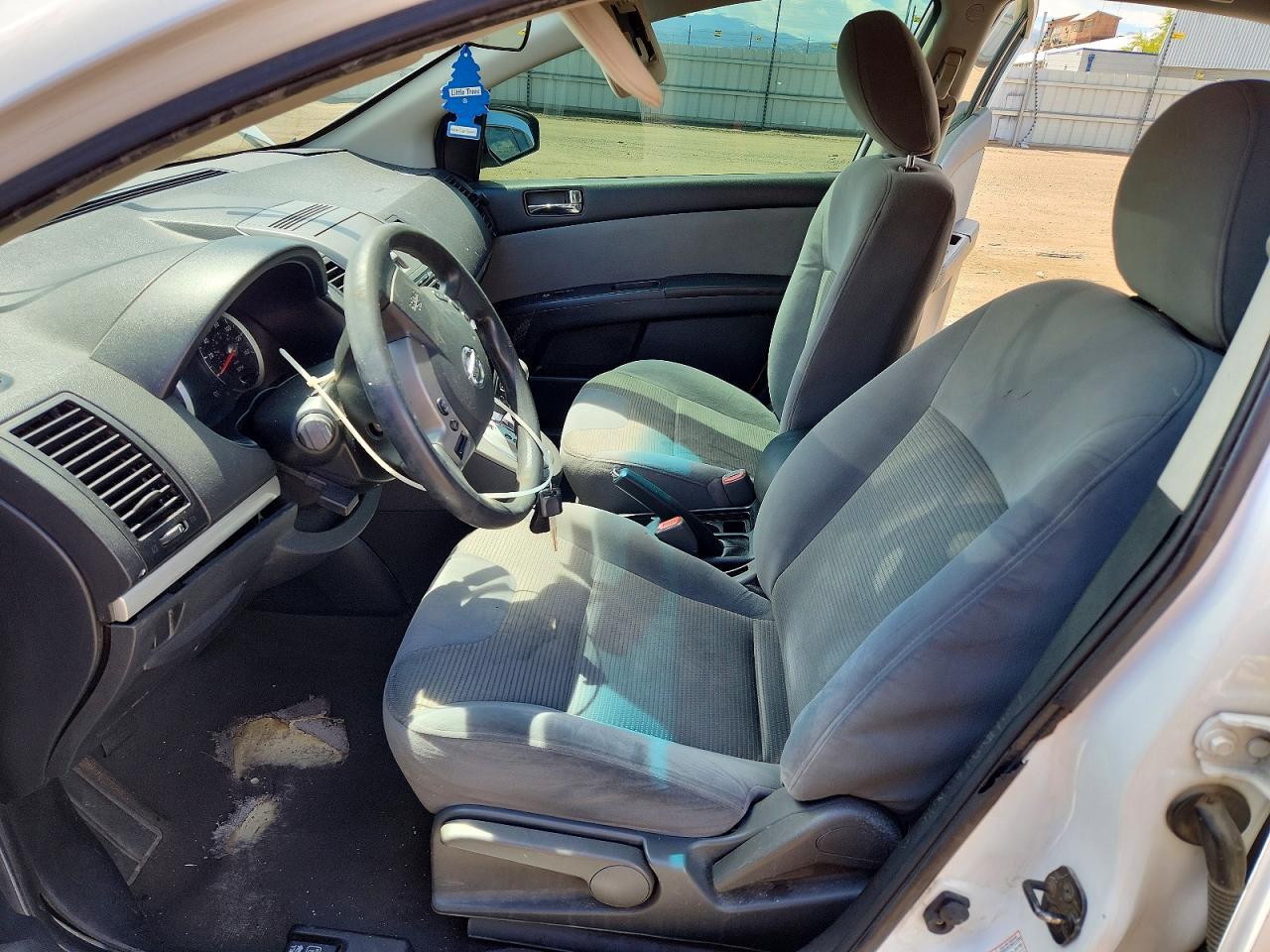 2010 NISSAN SENTRA