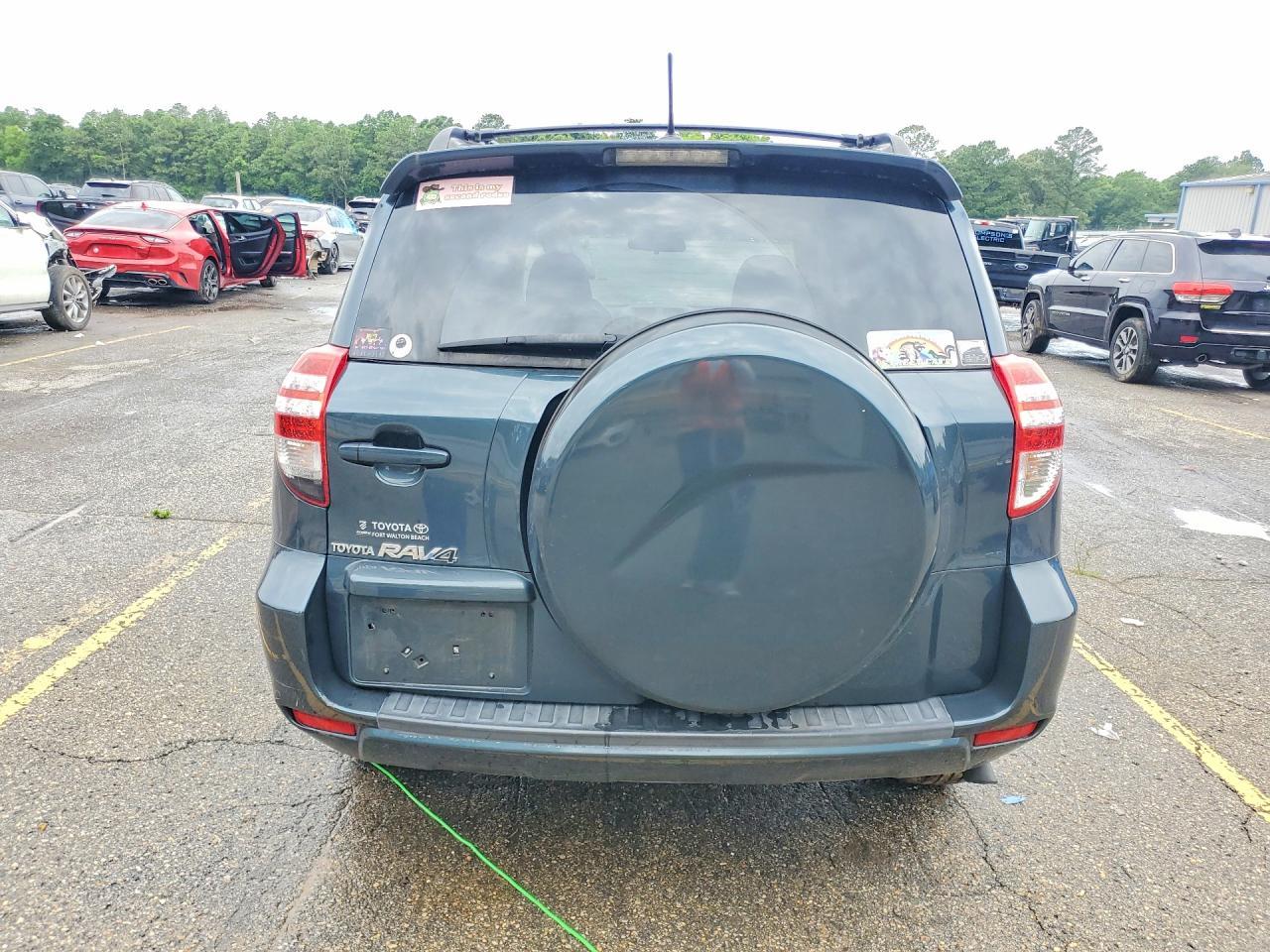 2011 TOYOTA RAV4
