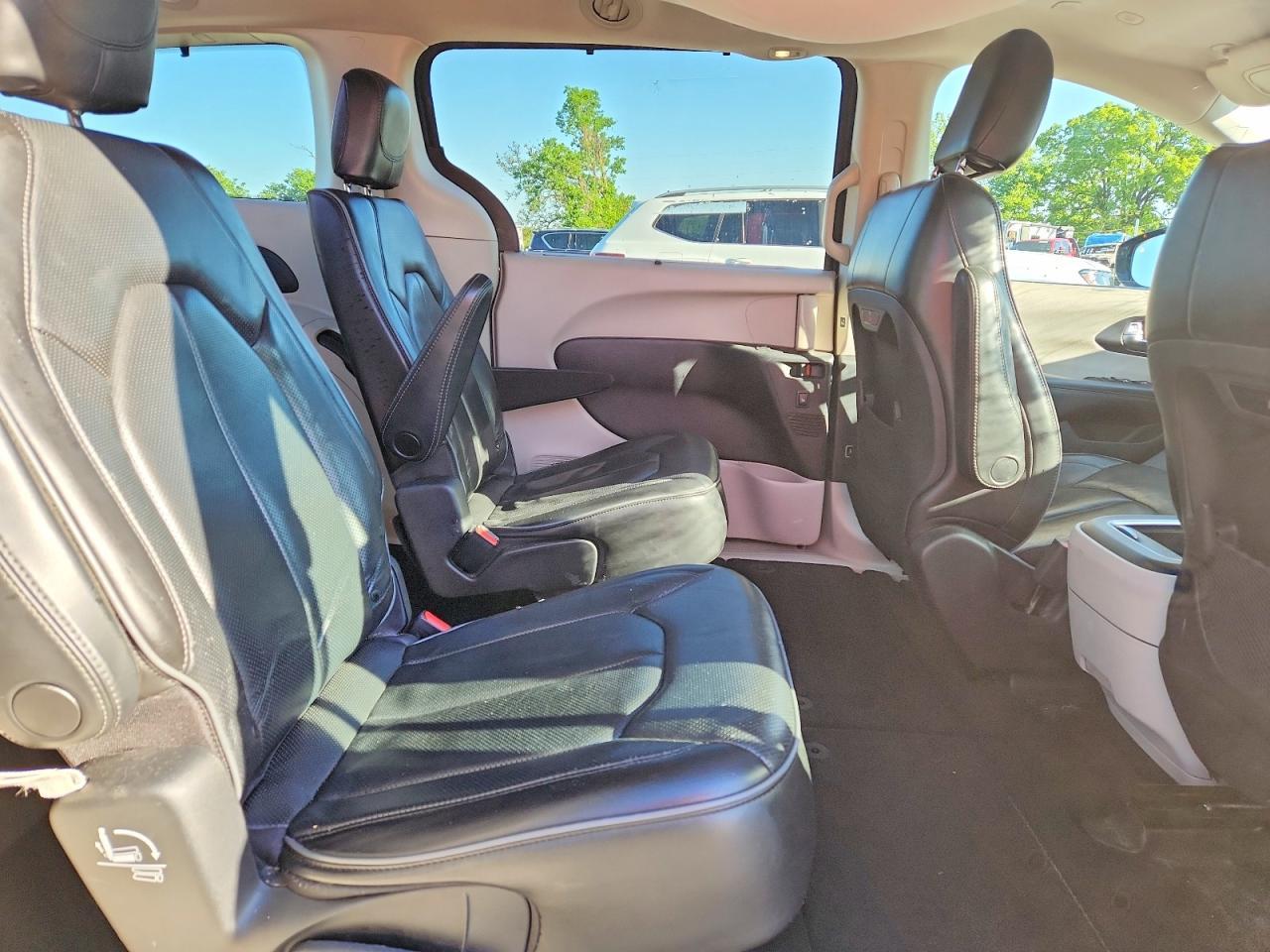 2020 CHRYSLER Pacifica