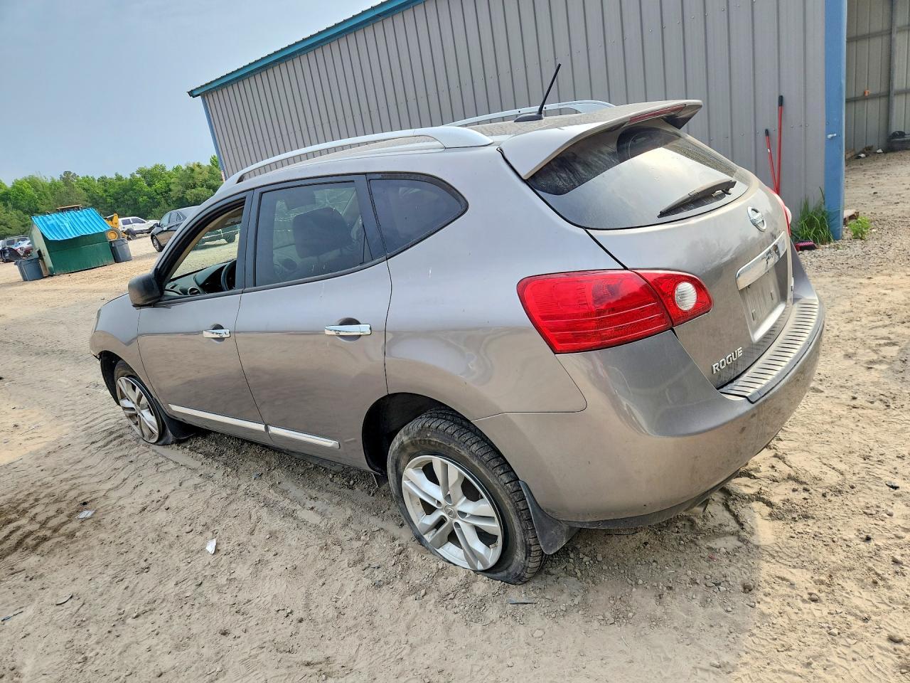 2015 NISSAN ROGUE
