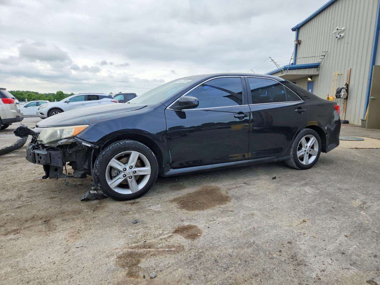 2014 TOYOTA CAMRY