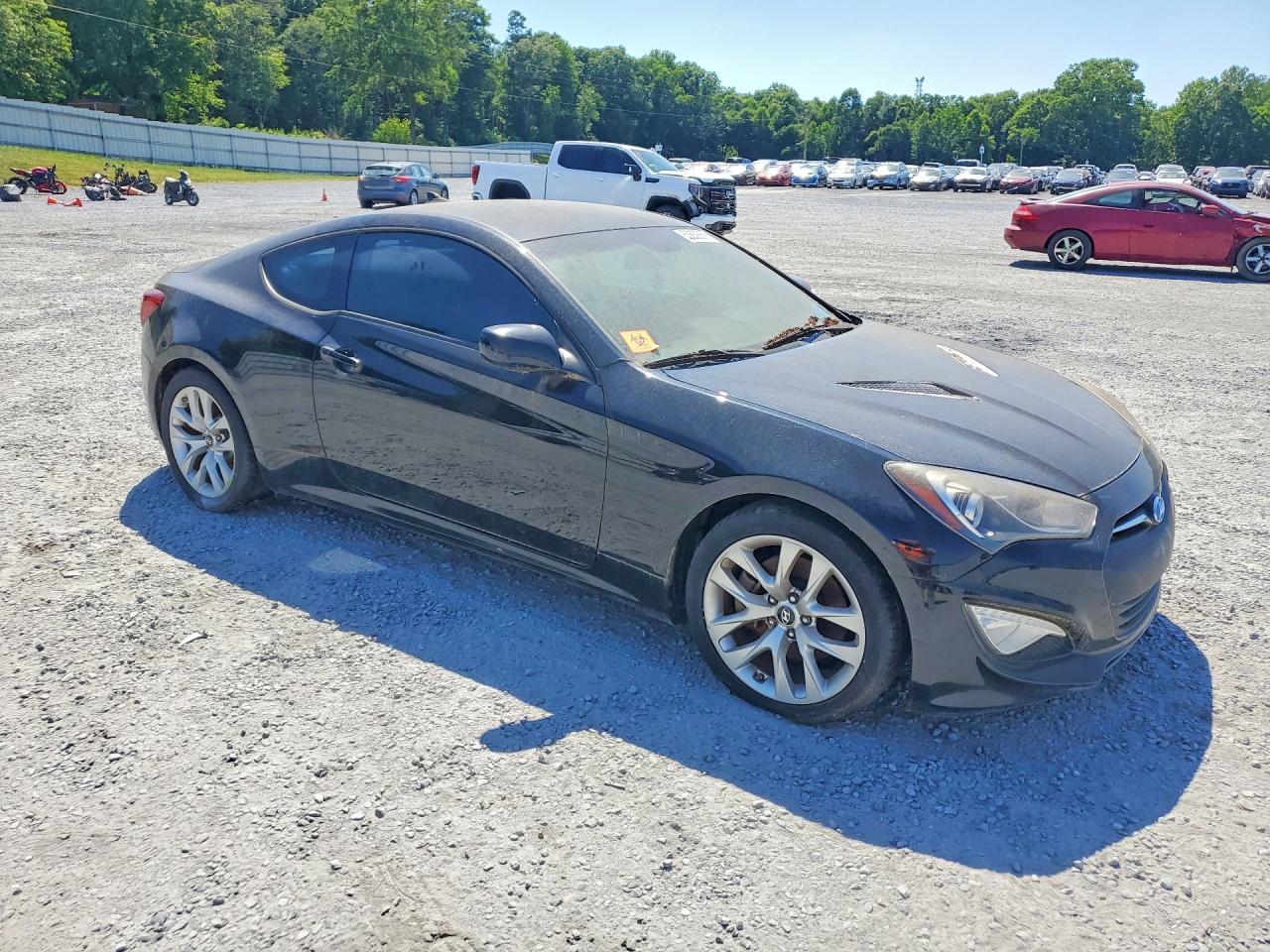 2014 HYUNDAI GENESIS