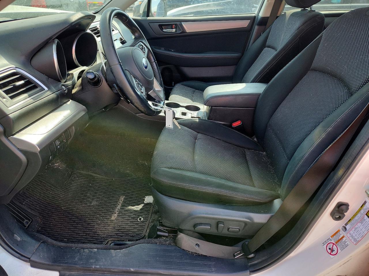 2015 SUBARU Outback