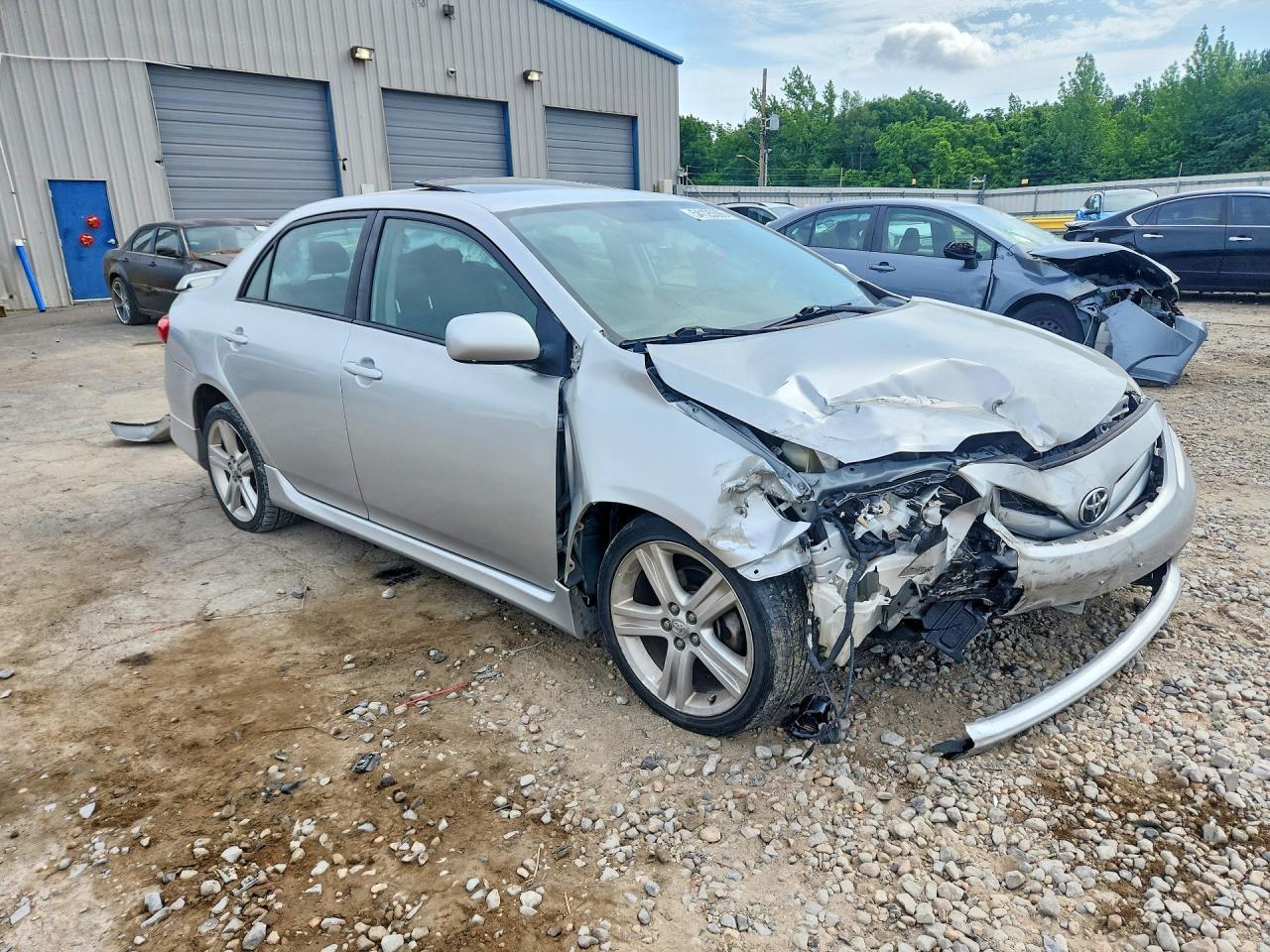 2013 TOYOTA COROLLA
