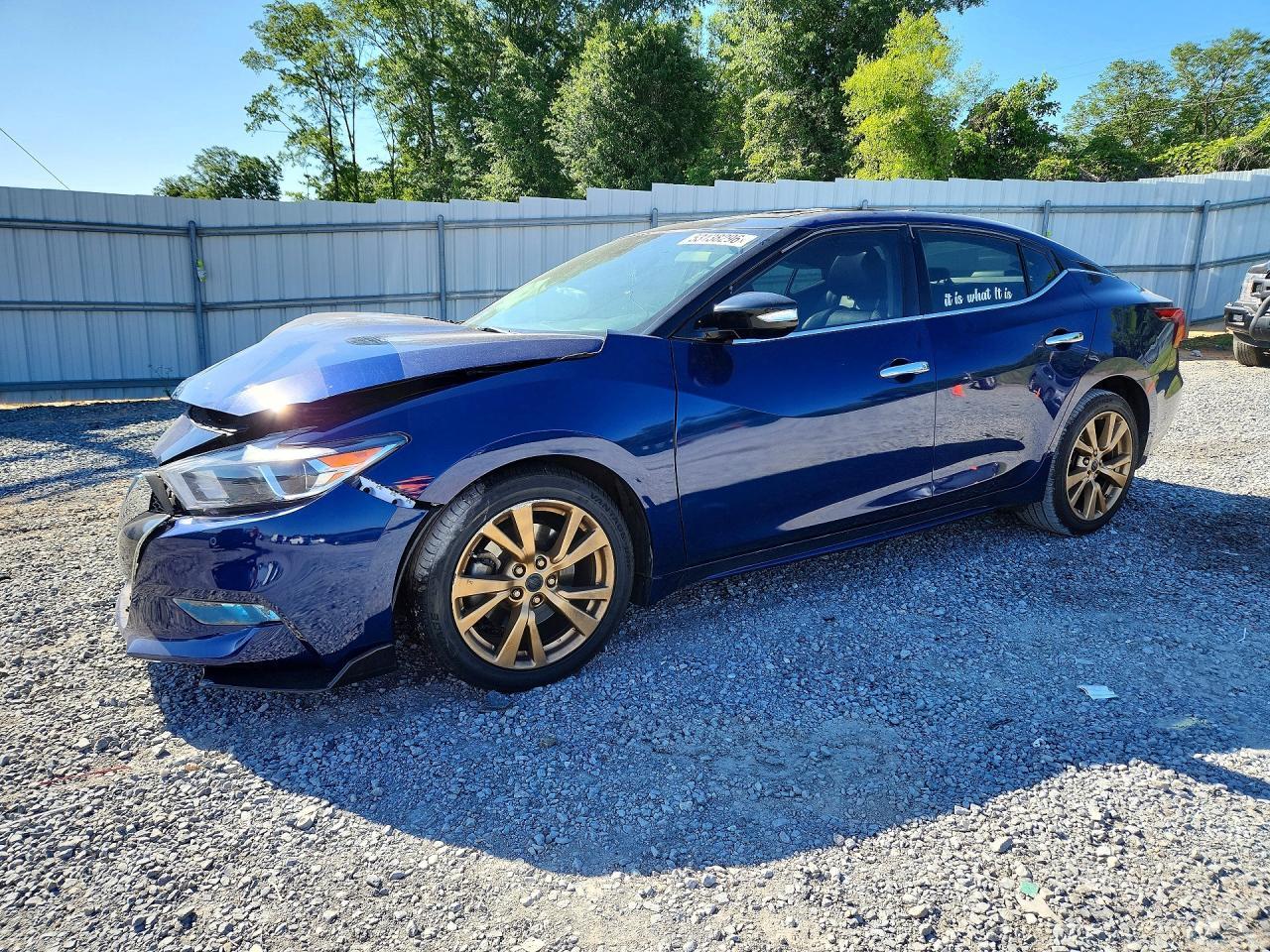 2017 NISSAN Maxima