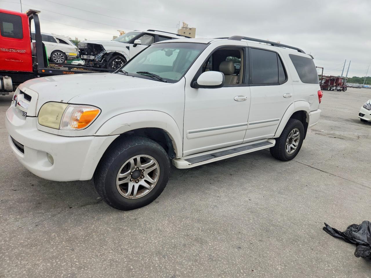 2005 TOYOTA Sequoia