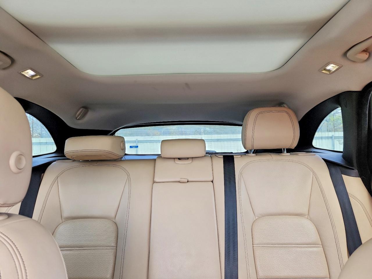 2018 JAGUAR F-Pace