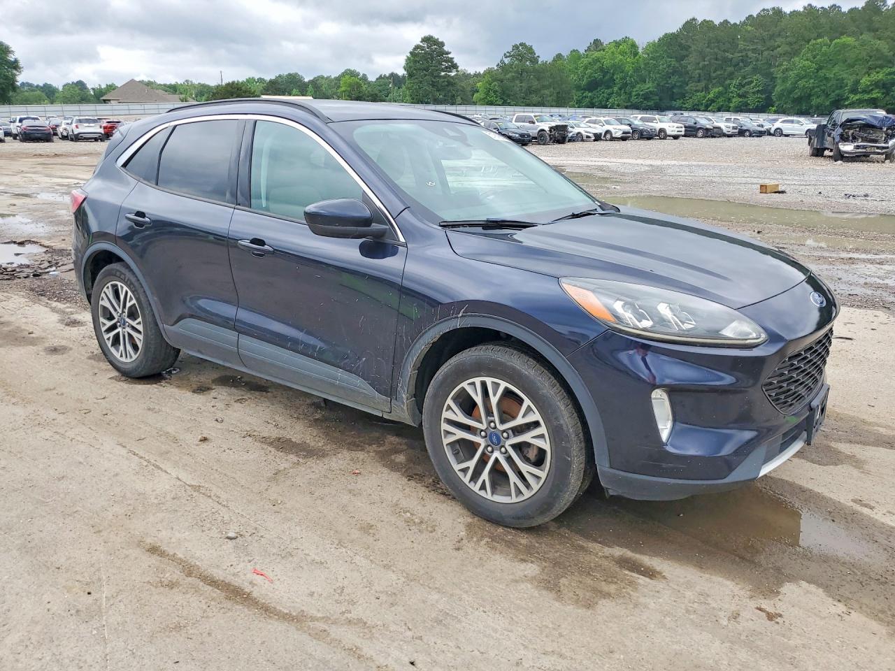 2021 FORD ESCAPE