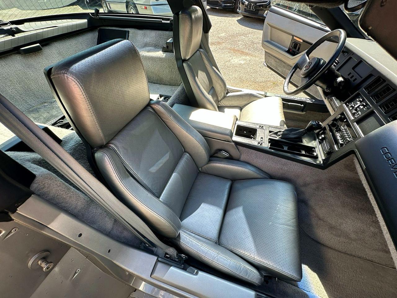 1984 CHEVROLET CORVETTE