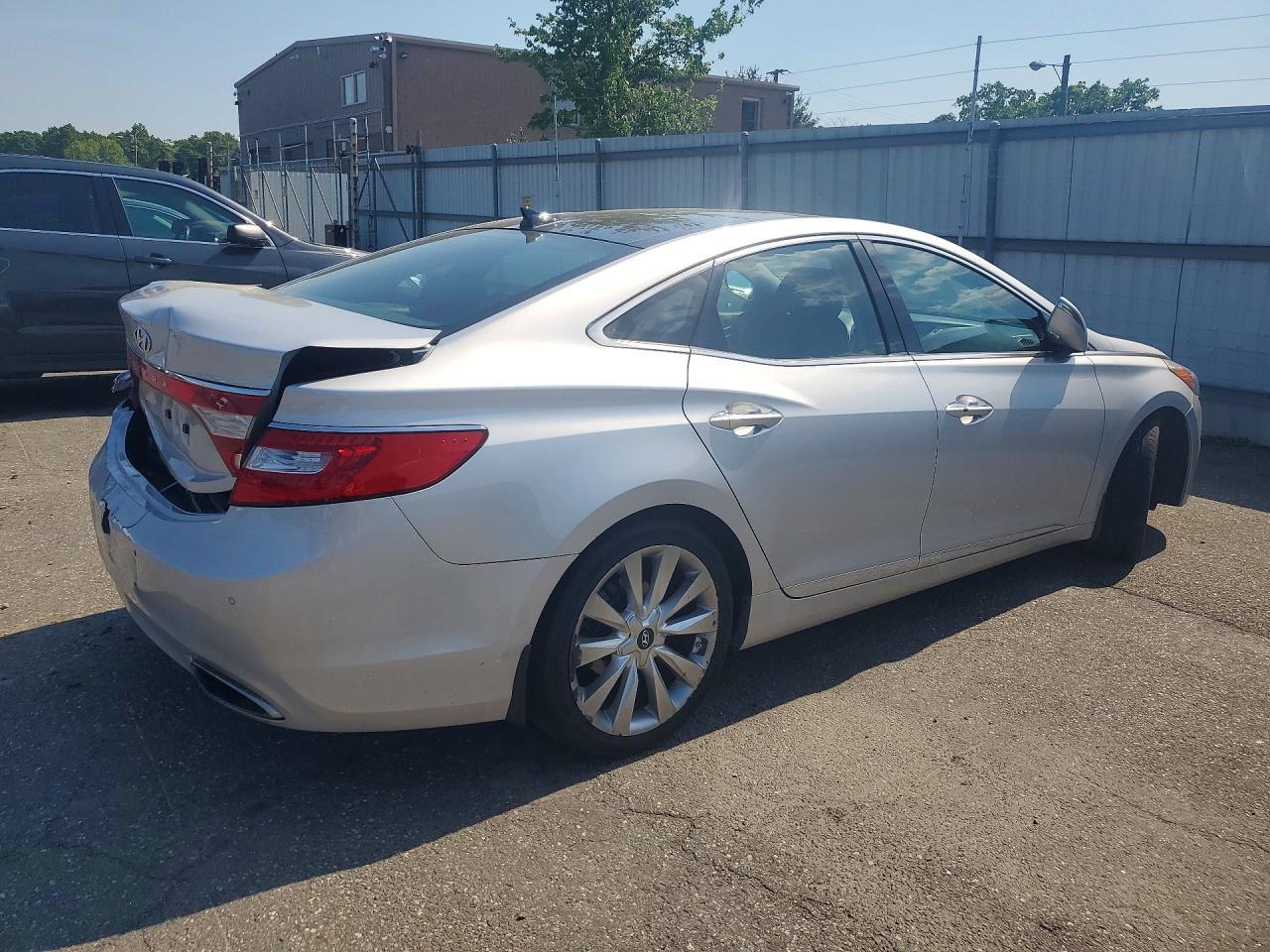 2012 HYUNDAI Azera