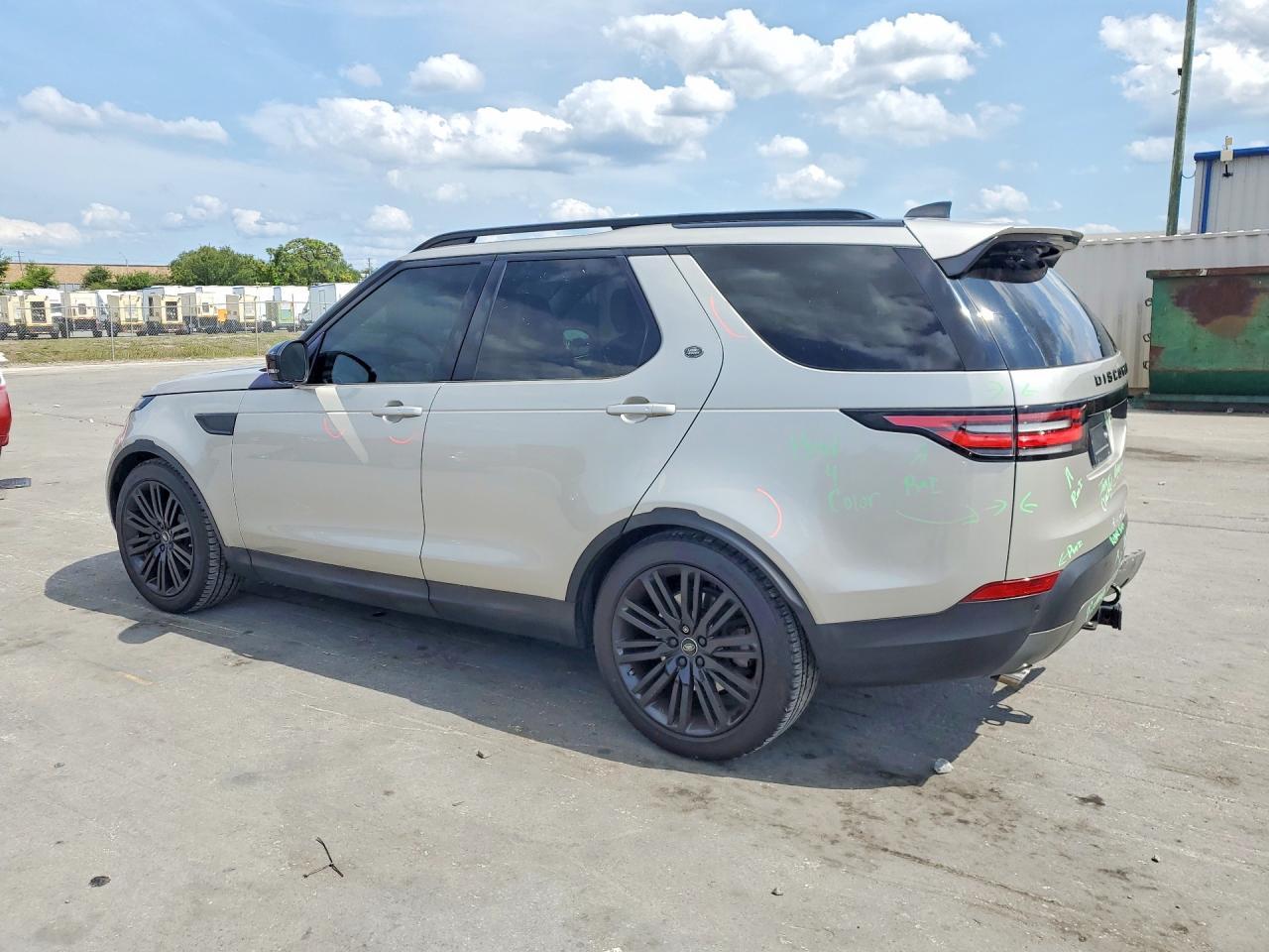 2017 LAND ROVER Discovery