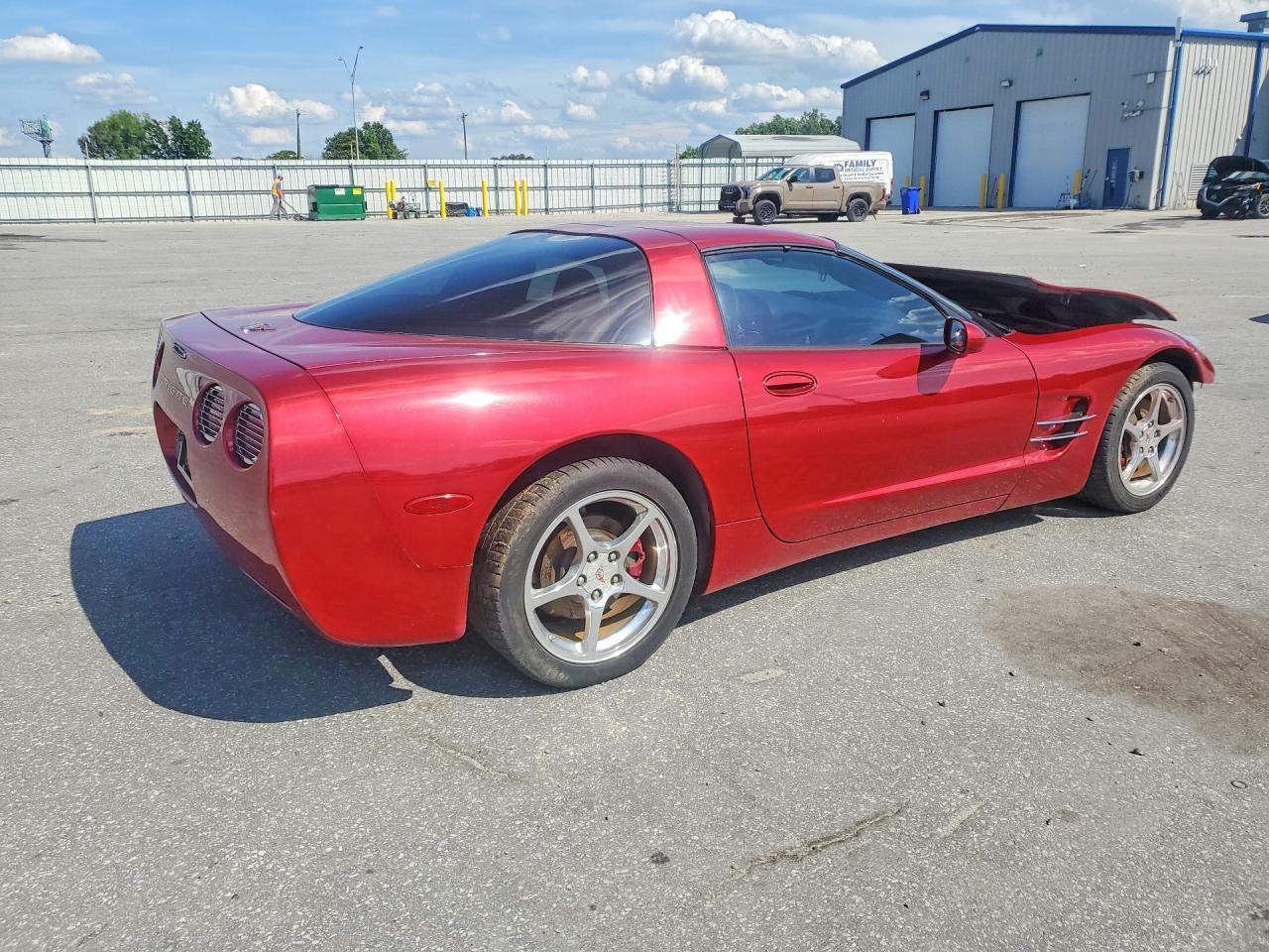 2004 CHEVROLET CORVETTE