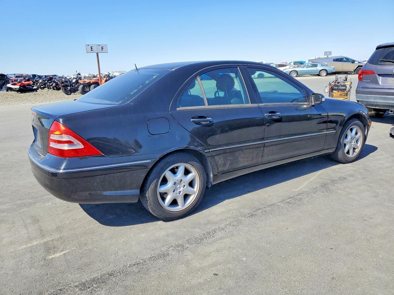 2001 MERCEDES-BENZ C-CLASS