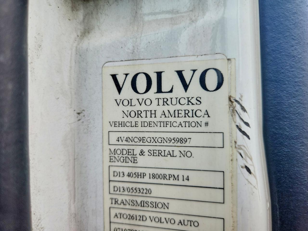 2016 VOLVO VNL