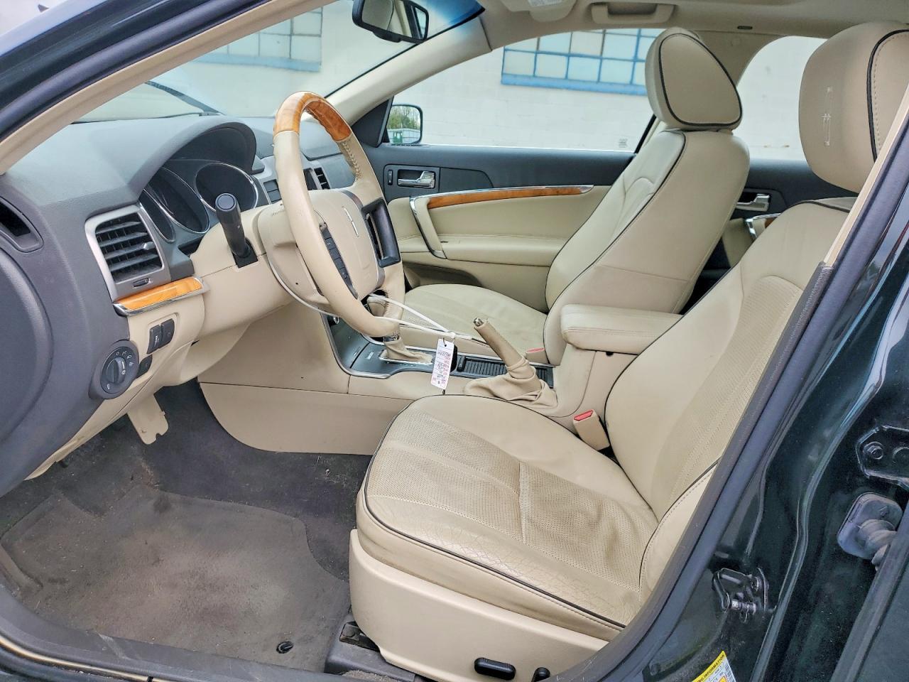 2010 LINCOLN MKZ