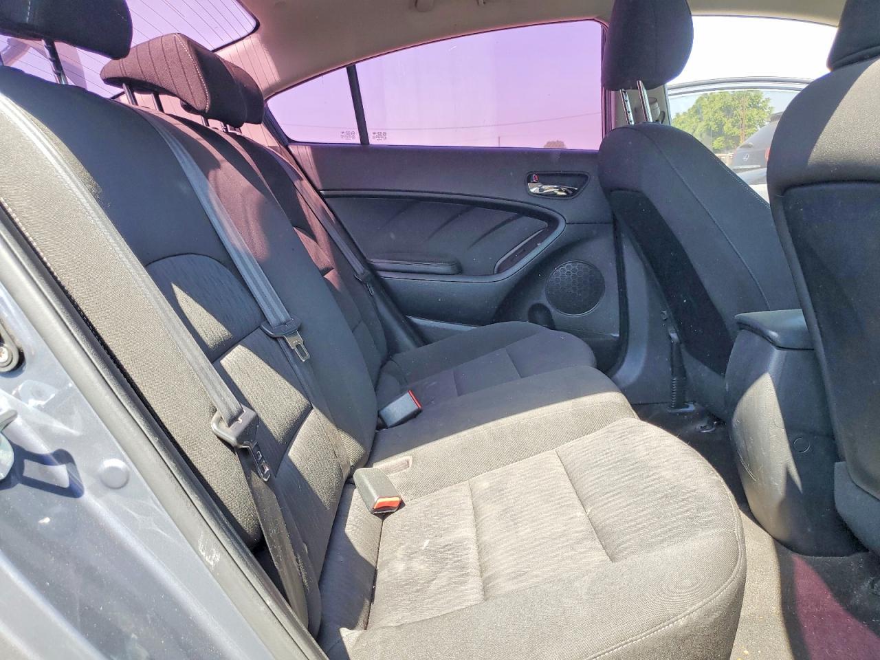 2016 KIA FORTE