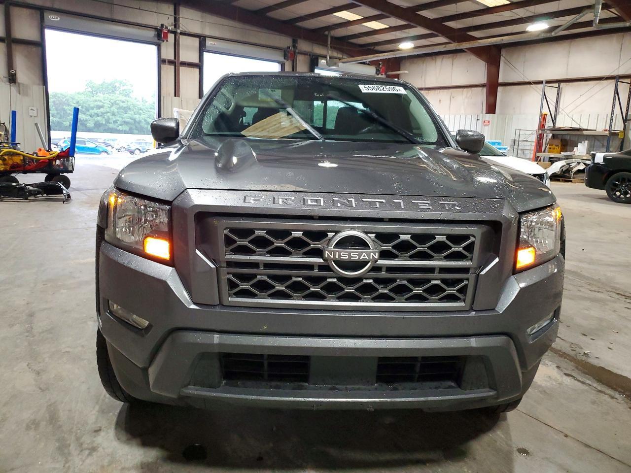2024 NISSAN Frontier