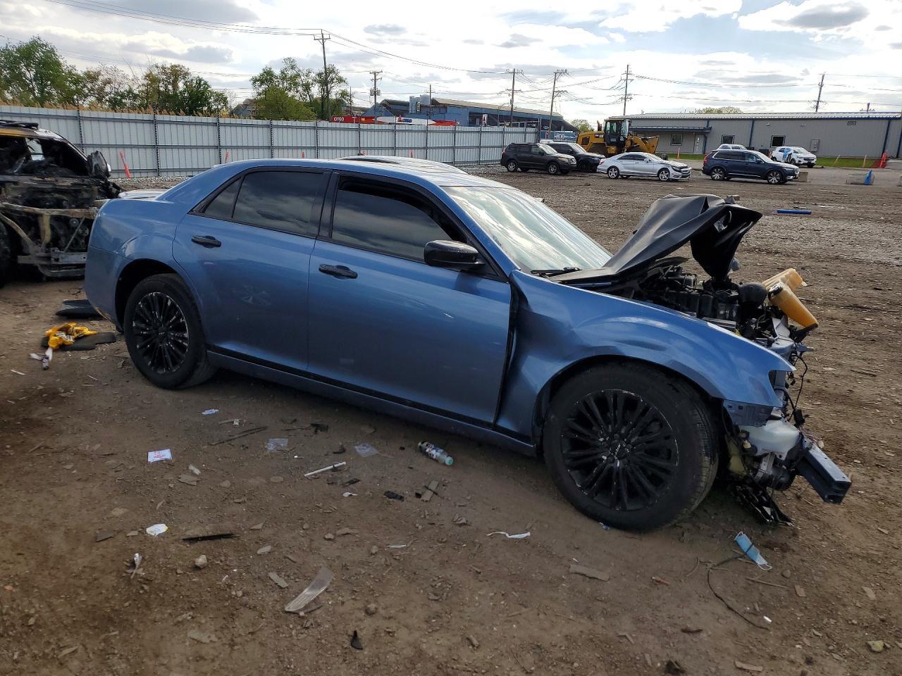 2011 CHRYSLER 300